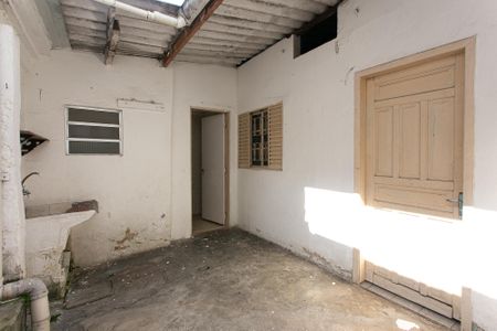 Casa para alugar com 100m², 2 quartos e sem vagaQuintal / Área de Serviço