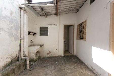 Casa para alugar com 100m², 2 quartos e sem vagaQuintal / Área de Serviço