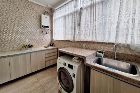 Apartamento à venda com 130m², 3 quartos e 2 vagasÁrea de Serviço