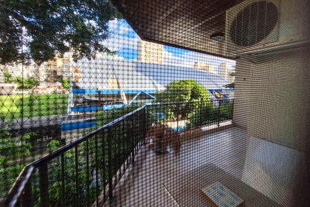 Apartamento à venda com 130m², 3 quartos e 2 vagasVista do Quarto 2