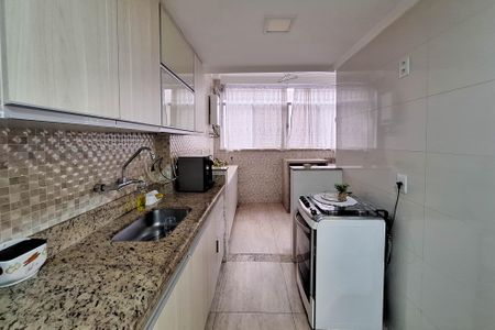 Apartamento à venda com 130m², 3 quartos e 2 vagasCozinha
