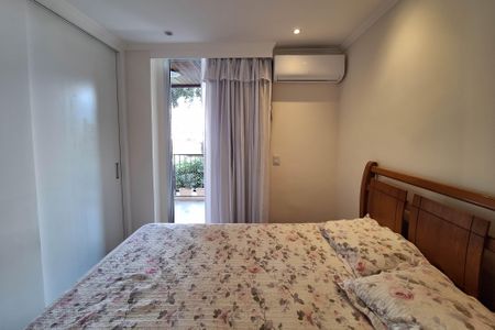 Apartamento à venda com 130m², 3 quartos e 2 vagasSuíte 1