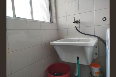 Apartamento à venda com 68m², 3 quartos e 1 vagaÁrea de serviço