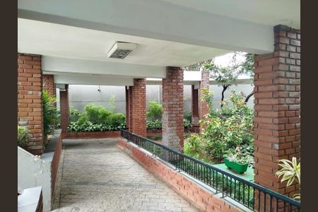 Apartamento à venda com 68m², 3 quartos e 1 vagaÁrea comum