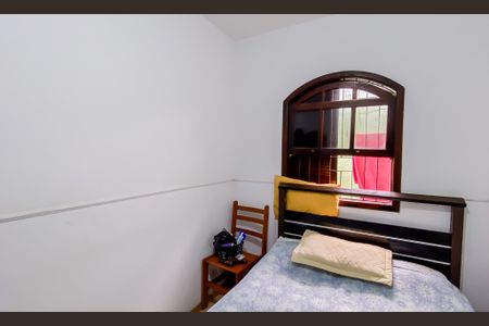 Casa à venda com 2 quartos, 95m² em Vila Domitila, São Paulo