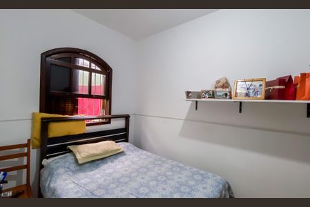 Casa à venda com 2 quartos, 95m² em Vila Domitila, São Paulo