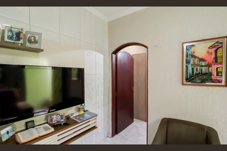 Casa à venda com 2 quartos, 95m² em Vila Domitila, São Paulo