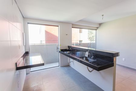 Apartamento à venda com 74m², 2 quartos e 2 vagas Apartamento à venda com 74m², 2 quartos e 2 vagasCozinha/Área de Serviço