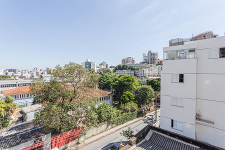 Apartamento à venda com 74m², 2 quartos e 2 vagas Apartamento à venda com 74m², 2 quartos e 2 vagasVista da Varanda da Suíte