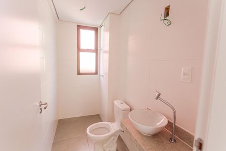 Apartamento à venda com 74m², 2 quartos e 2 vagas Apartamento à venda com 74m², 2 quartos e 2 vagasBanheiro Social
