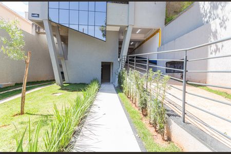 Apartamento à venda com 74m², 2 quartos e 2 vagas Apartamento à venda com 74m², 2 quartos e 2 vagasHall de entrada