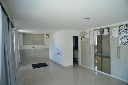 Apartamento à venda com 200m², 3 quartos e 3 vagasSuíte Principal