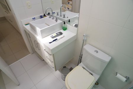 Apartamento à venda com 200m², 3 quartos e 3 vagasBanheiro Suíte 1