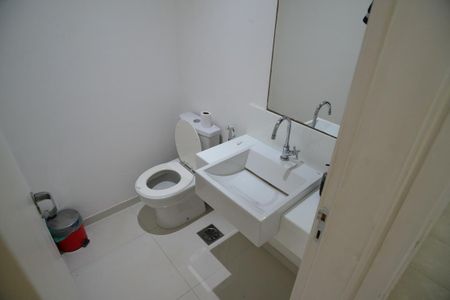 Apartamento à venda com 200m², 3 quartos e 3 vagasBanheiro de Serviço