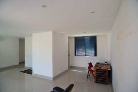Apartamento à venda com 200m², 3 quartos e 3 vagasSala