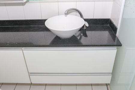 Apartamento para alugar com 60m², 1 quarto e 2 vagasBanheiro da Suíte