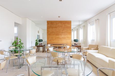 Apartamento para alugar com 60m², 1 quarto e 2 vagasÁrea comum - Salão de festas