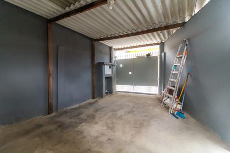 Casa para alugar com 69m², 2 quartos e 1 vaga Casa para alugar com 69m², 2 quartos e 1 vagaGaragem