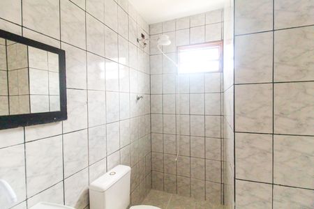 Casa para alugar com 69m², 2 quartos e 1 vaga Casa para alugar com 69m², 2 quartos e 1 vagaBanheiro 2