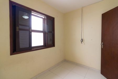 Casa à venda com 177m², 3 quartos e 2 vagas Casa à venda com 177m², 3 quartos e 2 vagasQuarto 2