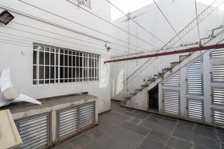 Casa à venda com 177m², 3 quartos e 2 vagas Casa à venda com 177m², 3 quartos e 2 vagasÁrea de serviço