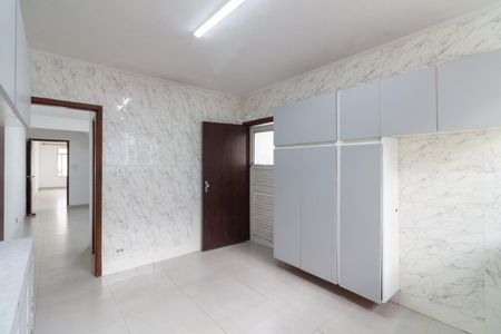Casa à venda com 177m², 3 quartos e 2 vagas Casa à venda com 177m², 3 quartos e 2 vagasCozinha