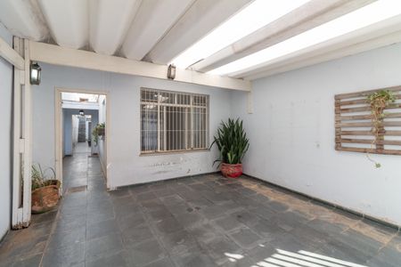 Garagem de casa à venda com 3 quartos, 177m² em Jardim Peri Peri, São Paulo