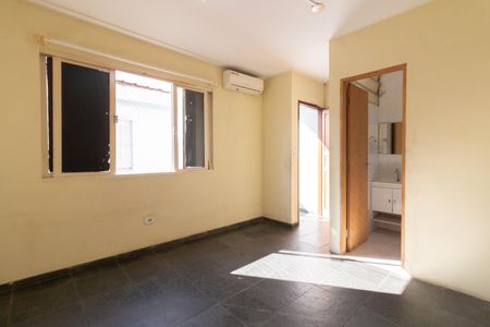 Edícula de casa à venda com 3 quartos, 177m² em Jardim Peri Peri, São Paulo