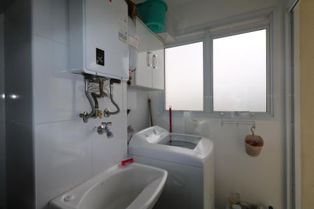 Apartamento à venda com 65m², 2 quartos e 1 vagaÁrea de Serviço