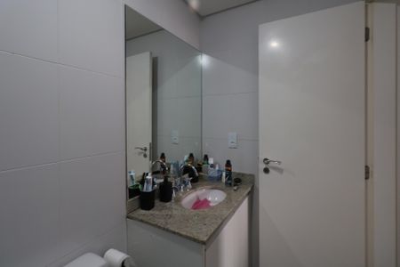 Apartamento à venda com 65m², 2 quartos e 1 vagaBanheiro da Suíte