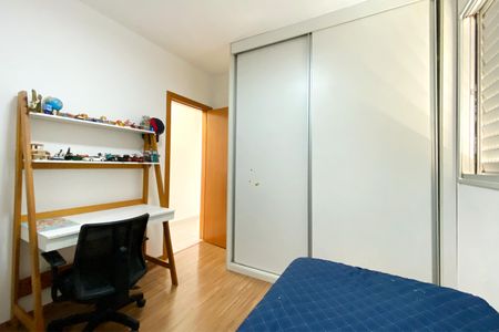 Apartamento para alugar com 91m², 3 quartos e 2 vagasQuarto 3