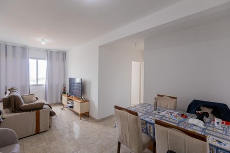 Apartamento à venda com 70m², 3 quartos e 1 vaga Apartamento à venda com 70m², 3 quartos e 1 vagaSala de jantar