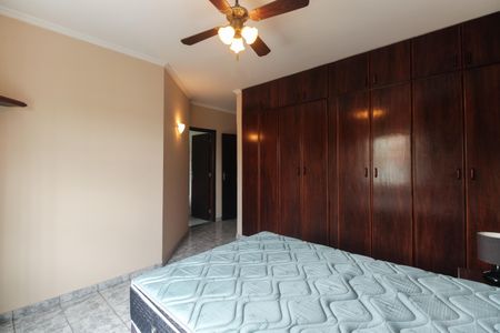 Casa para alugar com 225m², 3 quartos e 4 vagasSuíte 