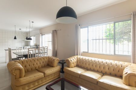 Casa para alugar com 225m², 3 quartos e 4 vagasSala 