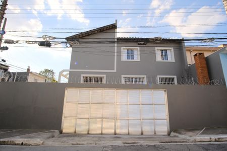 Casa para alugar com 205m², 3 quartos e 4 vagasFachada