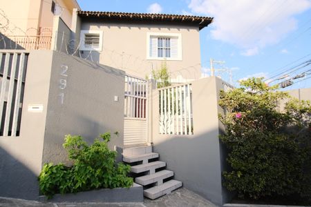 Casa para alugar com 205m², 3 quartos e 4 vagasFachada