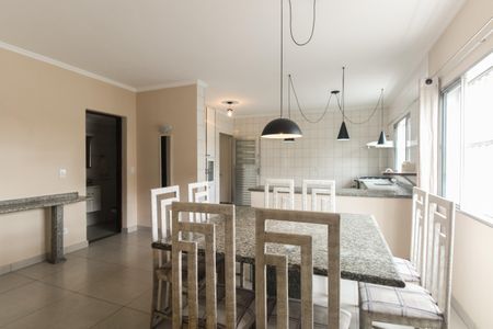 Casa para alugar com 225m², 3 quartos e 4 vagasSala 