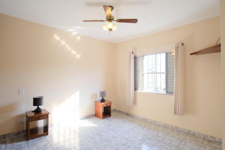 Casa para alugar com 205m², 3 quartos e 4 vagasSuíte