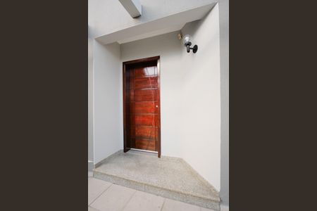 Casa para alugar com 205m², 3 quartos e 4 vagasPorta de entrada