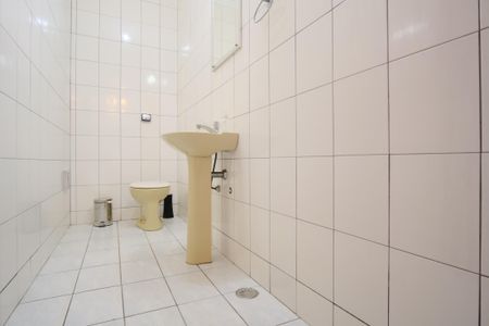 Casa para alugar com 205m², 3 quartos e 4 vagasLavabo da Garagem