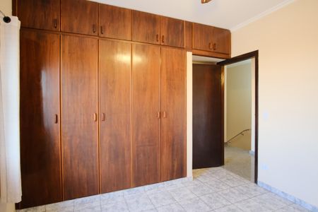 Casa para alugar com 205m², 3 quartos e 4 vagasQuarto 2