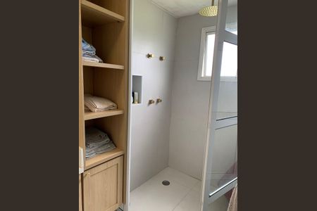 Apartamento à venda com 87m², 2 quartos e 2 vagasBanheiro da Suíte