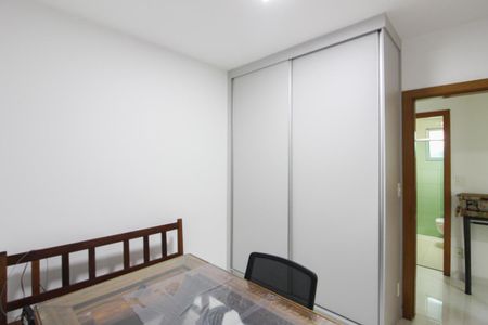 Apartamento à venda com 134m², 3 quartos e 1 vagaQuarto 2