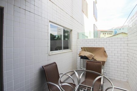 Apartamento à venda com 134m², 3 quartos e 1 vagaÁrea Privativa