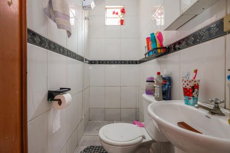 Casa para alugar com 100m², 2 quartos e 3 vagasBanheiro