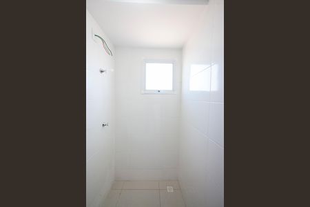 Apartamento para alugar com 57m², 2 quartos e 1 vaga Apartamento para alugar com 57m², 2 quartos e 1 vagaBanheiro da Suite