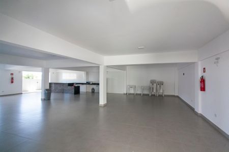Apartamento para alugar com 57m², 2 quartos e 1 vaga Apartamento para alugar com 57m², 2 quartos e 1 vagaÁrea Comum - Salão de Festas