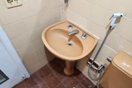 Apartamento para alugar com 100m², 2 quartos e 1 vagaBanheiro 