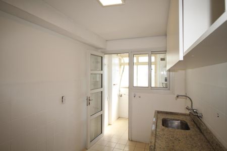 Apartamento à venda com 92m², 2 quartos e 1 vagaCozinha