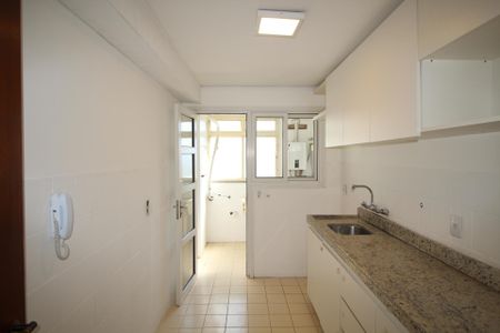 Apartamento à venda com 92m², 2 quartos e 1 vagaCozinha